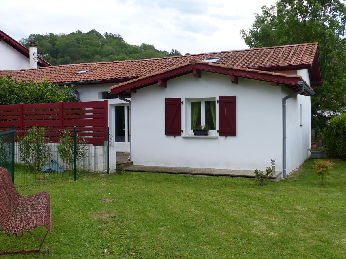 Gite Botiga Saint-Jean-le-Vieux  Exteriör bild
