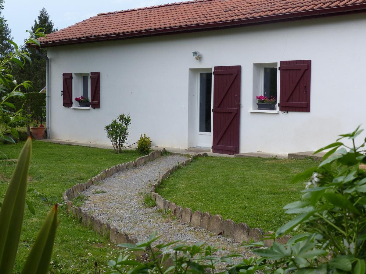 Gite Botiga Saint-Jean-le-Vieux  Exteriör bild